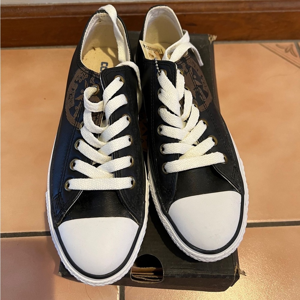 Converse Women's Chuck Taylor All Star Ox Sneakers